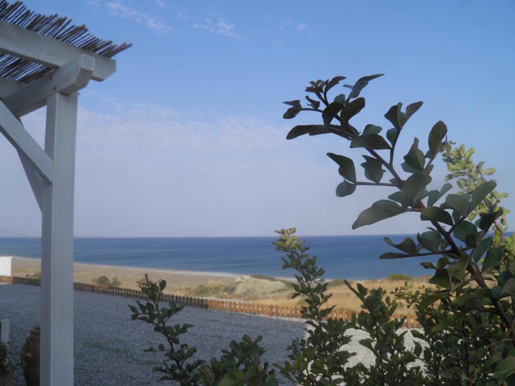 Sea House Lahania Extérieur photo