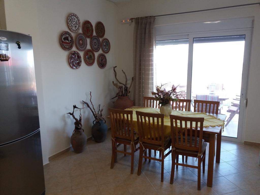 Sea House Lahania Extérieur photo